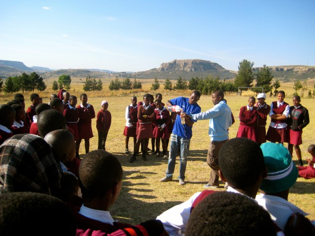 Demonstrating with murky and clean water the way our hearts and minds are purified as they are filled with righteous things.